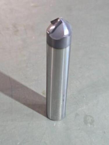 DESCRIPTION: (2) SOLID CARBIDE TAPER FORM BARREL CUTTER END MILLS BRAND/MODEL: ACCUPRO 03318037 SIZE: 45DEG ANG./SIDE 1/4" LOC 0.500" SM END DIA RETAI
