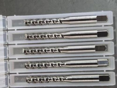 DESCRIPTION: (5) HSS SPIRAL FLUTE BOTTOMING TAPS BRAND/MODEL: CLEVELAND 57212896 SIZE: M6x1 RETAIL$: $166.65 QTY: 5