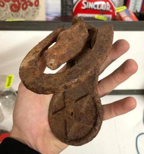 RUSTIC HORSE DOOR KNOB
