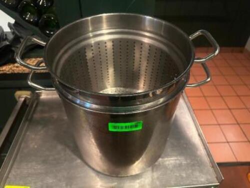 DESCRIPTION STAINLESS STOCK POT W/ SLOTTED PASTA INSERT. LOCATION ROOM 1 QTY 1