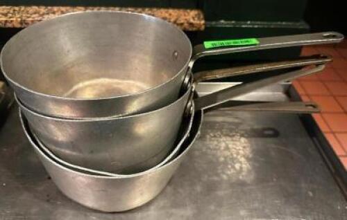 DESCRIPTION (4) 9" SAUCE POTS SIZE 9" THIS LOT IS: SOLD BY THE PIECE LOCATION ROOM 1 QTY 4