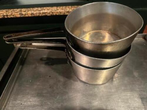 DESCRIPTION (4) 9" SAUCE POTS SIZE 9" THIS LOT IS: SOLD BY THE PIECE LOCATION ROOM 1 QTY 4