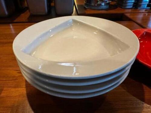 DESCRIPTION (5) 11" ROUND CHINA BOWLS W/ TRIANGLES SIZE 11" THIS LOT IS: SOLD BY THE PIECE LOCATION ROOM 1 QTY 5