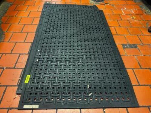 DESCRIPTION (3) 5' X 3' BLACK RUBBER KITCHEN MATS. SIZE 5' X 3' THIS LOT IS: SOLD BY THE PIECE LOCATION KITCHEN QTY 3