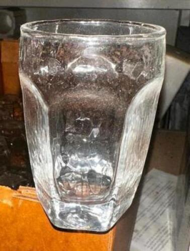 DESCRIPTION (24) ROCKS GLASSES THIS LOT IS: SOLD BY THE PIECE LOCATION BASEMENT 1 QTY 24