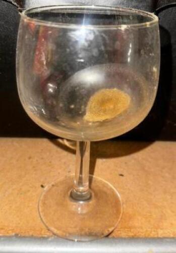 DESCRIPTION (12) WINE GLASSES THIS LOT IS: SOLD BY THE PIECE LOCATION BASEMENT 1 QTY 12