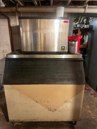 DESCRIPTION MANITOWOC 600 LB. WATER COOLED ICE MACHINE W/ STORAGE BIN. BRAND / MODEL: MANITOWOC QY0605W ADDITIONAL INFORMATION 208/230 VOLT, 1 PHASE.