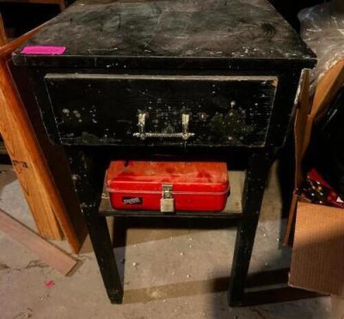 DESCRIPTION BLACK WOODEN END TABLE LOCATION BASEMENT 3 QTY 1