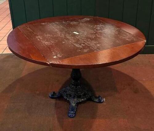 4' ROUND DROP LEAF DINNING TABLE