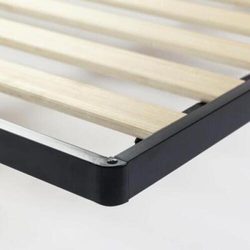 QUEEN SIZE BUNKIE BOARD/SLATS