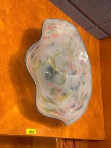 DESCRIPTION: DECORATIVE BLOWN GLASS BOWLS WITH WALL MOUNT SIZE: APPROX. 22" LOCATION: BANQUET ROOM THIS LOT IS: ONE MONEY QTY: 1