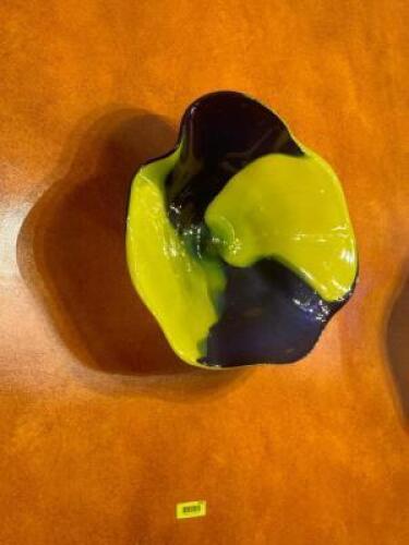 DESCRIPTION: DECORATIVE BLOWN GLASS BOWLS WITH WALL MOUNT SIZE: APPROX. 22" LOCATION: BANQUET ROOM THIS LOT IS: ONE MONEY QTY: 1