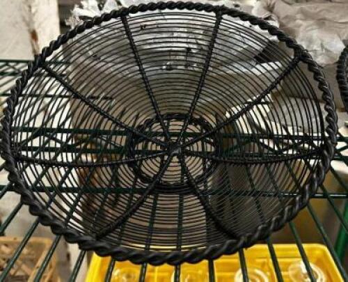 (10) 9" BLACK WIRE BREAD BASKETS ( NEW )
