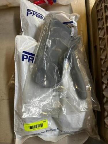 (3) PLASTIC FRY SCOOPS ( NEW )