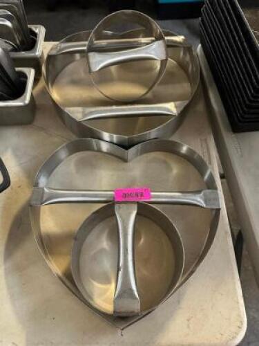 (4) PIECE STAINLESS PIZZA DOUGH CUTTERS.