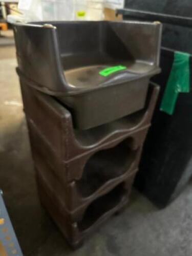 (4) BROWN PLASTIC BOOSTER SEATS.