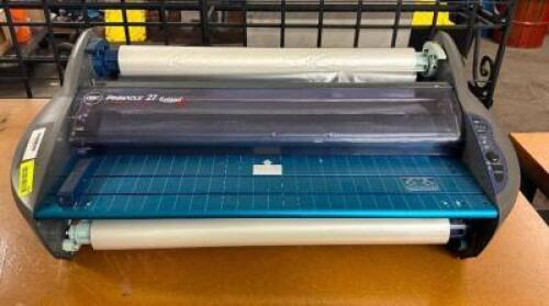 COMMERCIAL THERMAL ROLL LAMINATOR