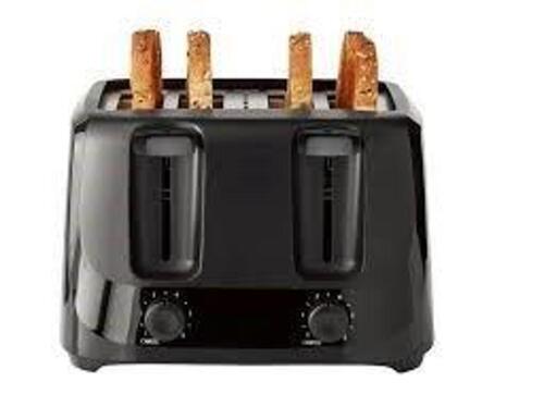 DESCRIPTION: (1) 4 SLICE TOASTER BRAND/MODEL: MAINSTAYS INFORMATION: BLACK RETAIL$: $20.00 EA QTY: 1