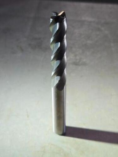DESCRIPTION: (1) SOLID CARBIDE SQ END MILL BRAND/MODEL: KENNAMETAL HEC375S4175 SIZE: 3/8" DIA 1-3/4" LOC RETAIL$: $84.88 QTY: 2