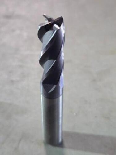 DESCRIPTION: (1) CORNER RADIUS/ CHAMFER END MILLS BRAND/MODEL: GUHRING 58551557 SIZE: 10mm DIA 22mm KOC QTY: 1