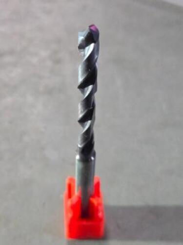 DESCRIPTION: (2) SOLID CARBICE DRILL BIT BRAND/MODEL: HAM PRAZISION RETAIL$: $96.90 QTY: 2