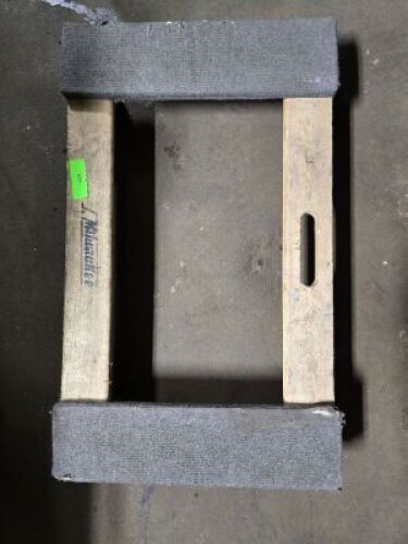 DESCRIPTION: (1) DOLLY BRAND/MODEL: MILWAUKEE QTY: 1