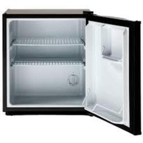 DESCRIPTION: (1) MINI REFRIGERATOR BRAND/MODEL: AVANTI SIZE: 20-1/4" X 17" X 19" RETAIL$: $229.47 EA QTY: 1
