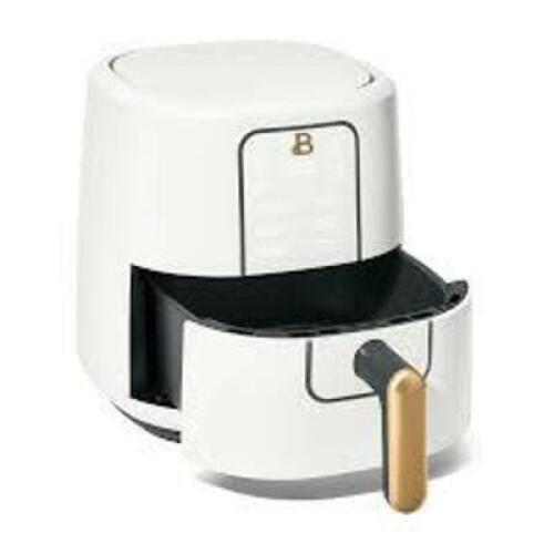 DESCRIPTION: (1) 3 QT DIGITAL AIR FRYER BRAND/MODEL: BEAUTIFUL INFORMATION: WHITE, TURBO CRISP RETAIL$: $35.99 EA QTY: 1