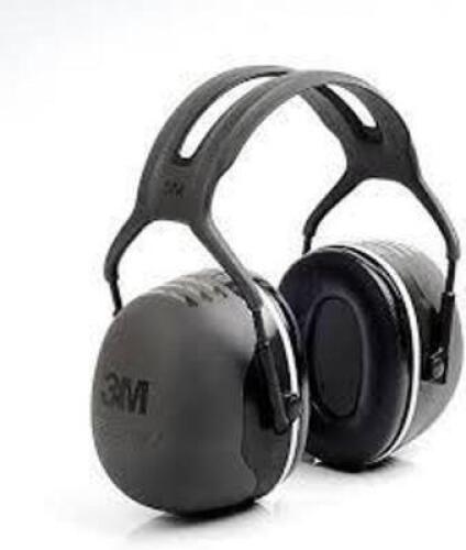 DESCRIPTION: (2) SAFETY HEADPHONES BRAND/MODEL: 3M X5A INFORMATION: BLACK RETAIL$: $45.99 EA QTY: 2