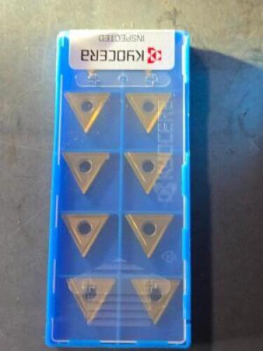 DESCRIPTION: (40) CARBIDE TURNING INSERTS BRAND/MODEL: KYOCERA TNGG160404R-B RETAIL$: $484.00 QTY: 40
