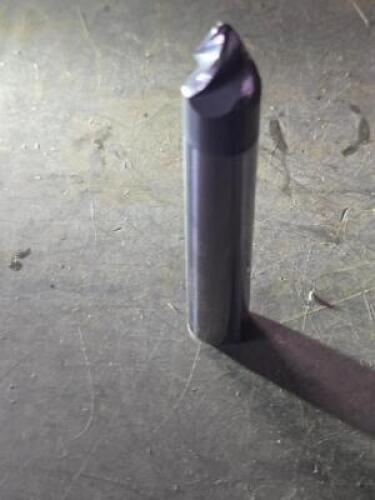 DESCRIPTION: (2) 30 DEG TAPER FORM BARREL CUTTER END MILL BRAND/MODEL: ACCUPRO 03327996 SIZE: 1/2" SM END DIA RETAIL$: $403.96 QTY: 2