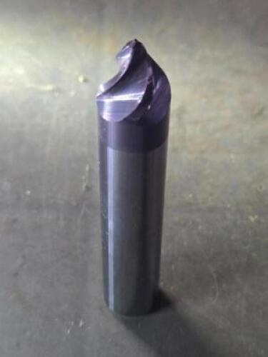 DESCRIPTION: (2) 30 DEG TAPER FORM BARREL CUTTER END MILL BRAND/MODEL: ACCUPRO 03327152 SIZE: 0.6250" SM END DIA RETAIL$: $514.98 QTY: 2