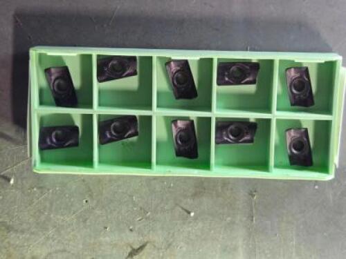 DESCRIPTION: (10) CARBIDE MILLING INSERT BRAND/MODEL: WALTER ADGT1204PER-D56 WKP35S RETAIL$: $327.00 QTY: 10