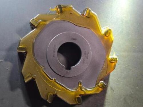 DESCRIPTION: (1) 10 TOOTH SIDE MILLING CUTTER BRAND/MODEL: MADE IN USA 00362293 SIZE: 5" DIA 5/8" CUT WIDTH 1-1/4" ARBOR HOLE RETAIL$: $653.63 QTY: 1