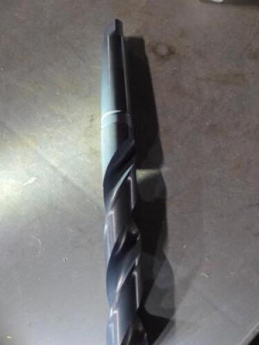 DESCRIPTION: (1) TAPER SHANK DRILL BIT BRAND/MODEL: IMPORT BDNA-27056 SIZE: 1" DIA 3MT SHANK RETAIL$: $121.63 QTY: 1
