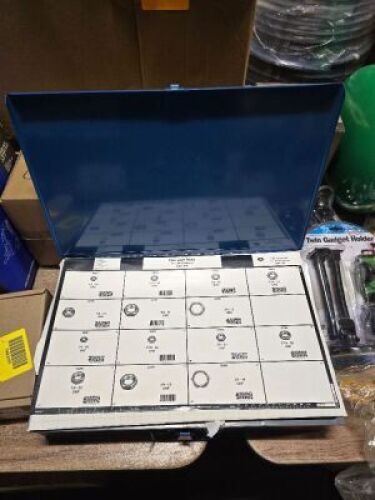 DESCRIPTION: (1) CASE OF HEX JAM NUTS BRAND/MODEL: DURHAM INFORMATION: BLUE CASE RETAIL$: $89.72 EA QTY: 1