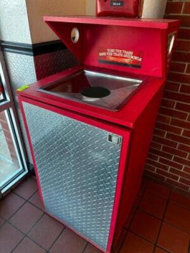 DESCRIPTION 24" X 24" TRASH CAN ENCLOSURE W/ TRAY RETURN TOP ( RED ) LOCATION COUNTER QTY 1