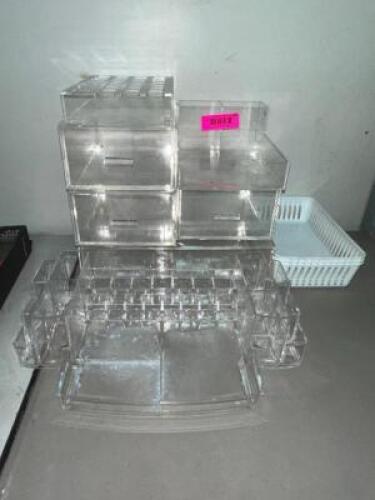 ASSORTED MAKEUP STORAGE BINS