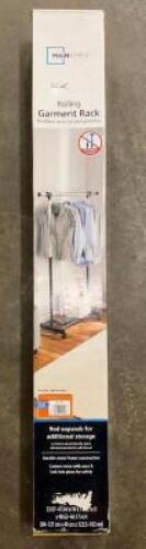 ROLLING GARMENT RACK