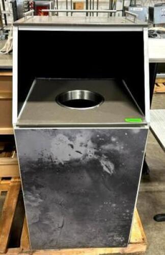 RESTAURANT TRASH BIN WITH TOP TRAY AREA
