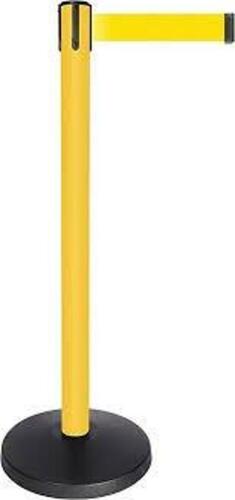 DESCRIPTION: (1) BARRIER POST WITH BELT BRAND/MODEL: QUEUEWAY #19689496 SIZE: 10' RETAIL$: $118.00 EA QTY: 1