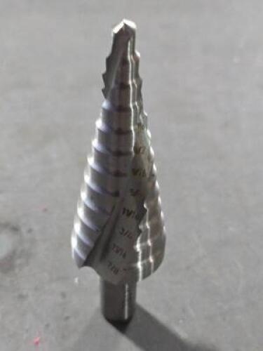 DESCRIPTION: (2) HSS STEP DRILL BIT BRAND/MODEL: HERTEL 43274745 SIZE: 3/8" SD 3/16" MIN DIA RETAIL$: $128.30 QTY: 2