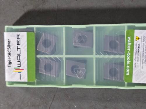 DESCRIPTION: (20) CARBIDE MILLING INSERTS BRAND/MODEL: WALTER LNHU130612R-L55T RETAIL$: $802.00 QTY: 20