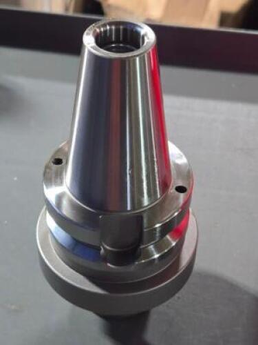 DESCRIPTION: (1) SHELL MILL HOLDER BRAND/MODEL: ACCUPRO 775494 SIZE: BT40 RETAIL$: $190.28 QTY: 1