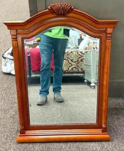 DECORATIVE WOOD FRAME MIRROR