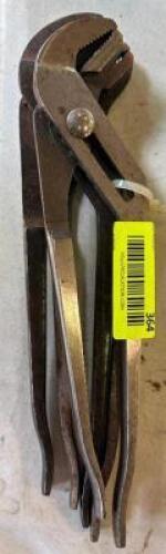 (3)- CHANNELLOCKS