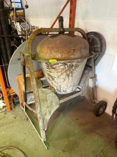 PORTABLE CEMENT MIXER / WHEEL