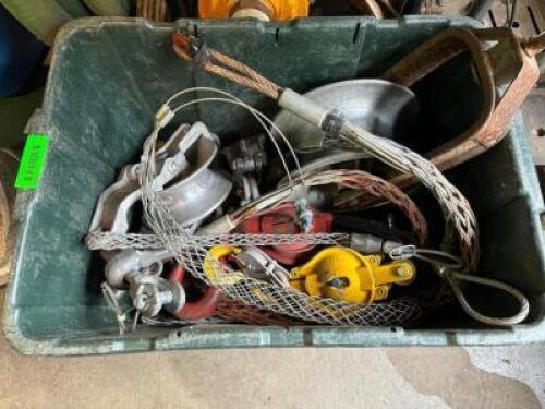 LARGE BUCKET OF ASSORTED PULLEYS
