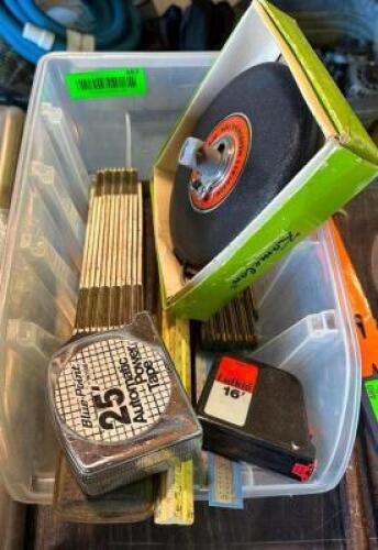 ASSORTED TAPE MEASURES