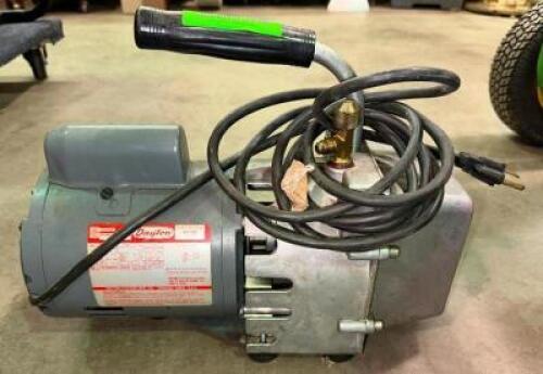 DAYTON REFRIGERATION VACUUM PUMP